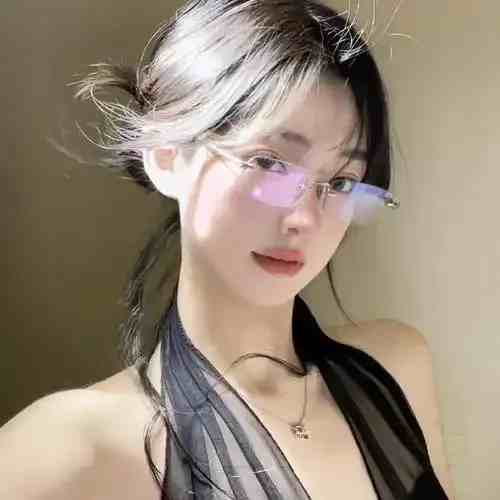 随机美女图片